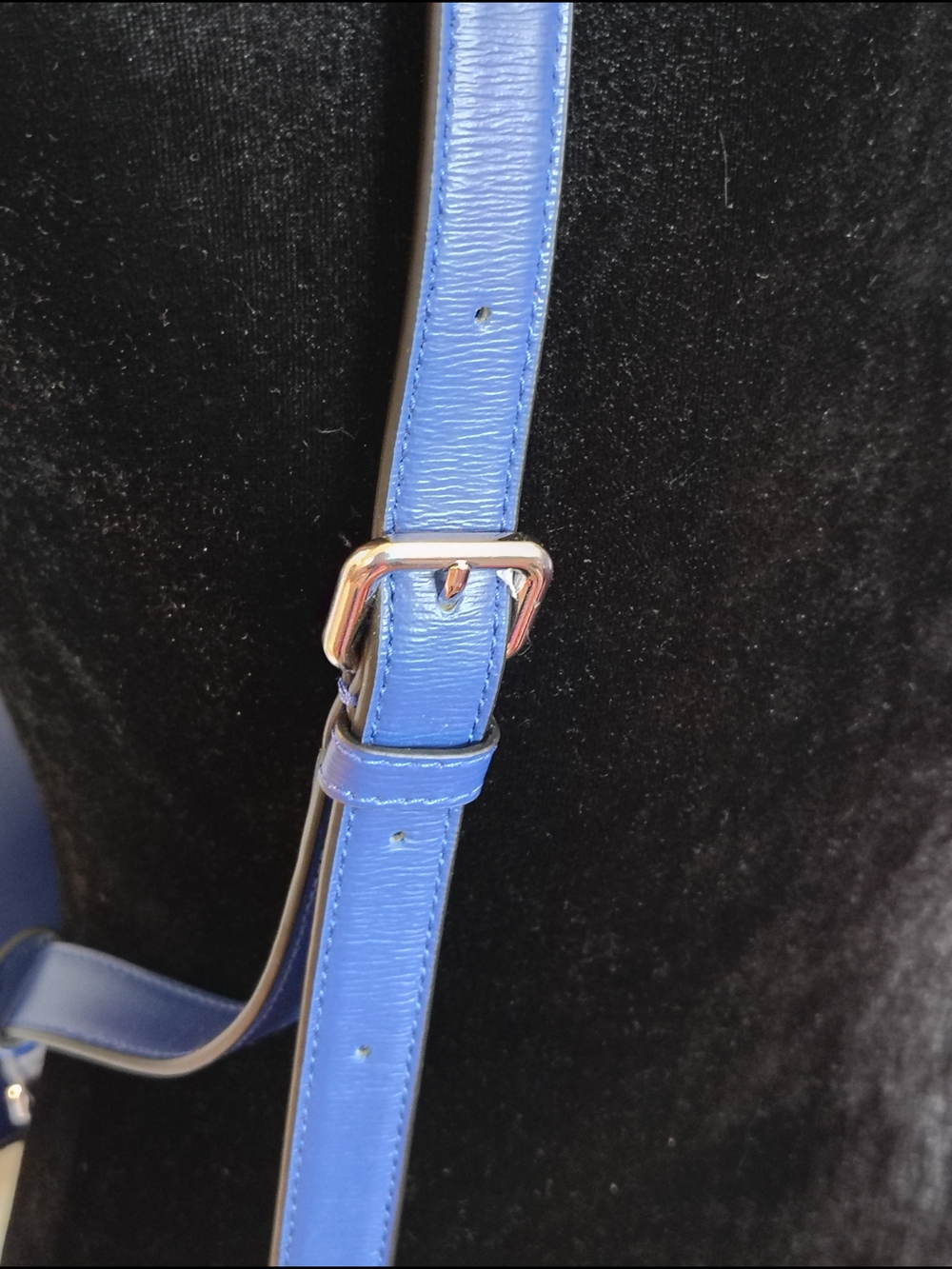 NWT - DKNY Bryant Blue Leather Zip-Trim Backpack - Size Os – NWT - Picture 8 of 11
